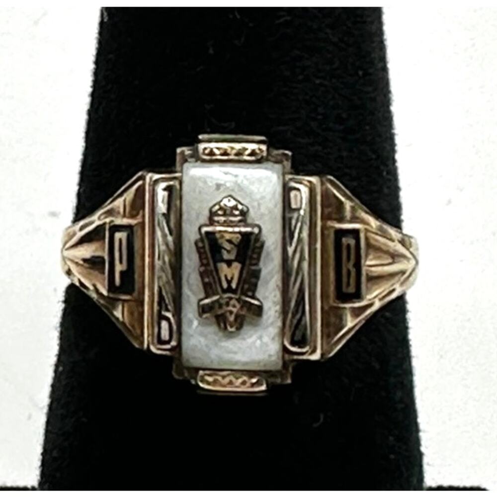 Class Ring 10k Yellow Gold MOP Black Enamel HS 1962 Size 7"P B SM Titans"